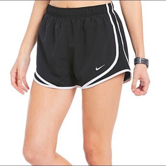 Nike Pants - 🆕 Nike • Black & White Dry Fit Tempo shorts